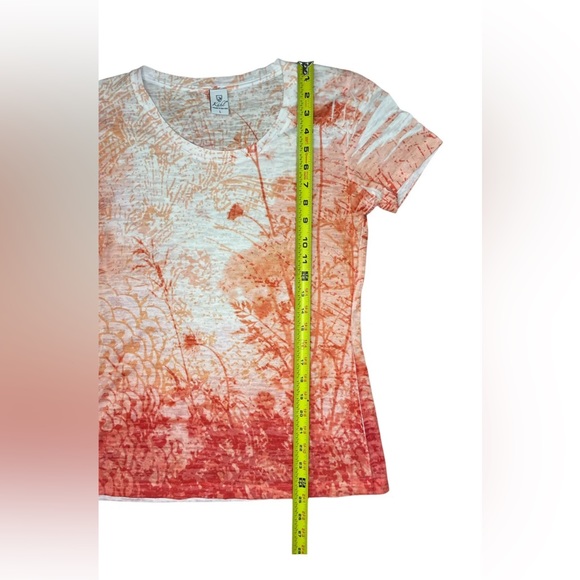 **SOLD ON MERCARI**KUHL Women’s Multicolored Shirt Size Large Orange & White - Picture 4 of 7